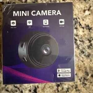 Source Unknown Mini Camera - Black